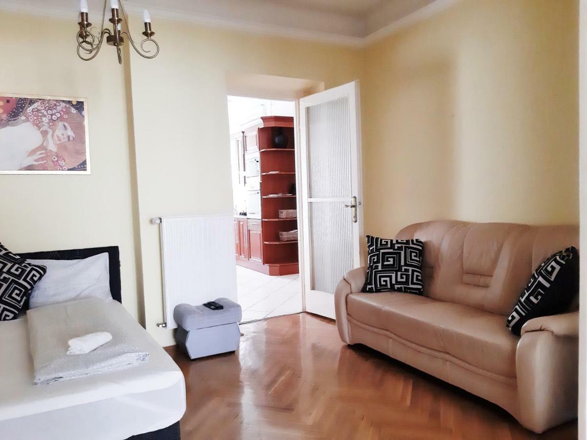 Appartement Gold Rose With 3 Budapest